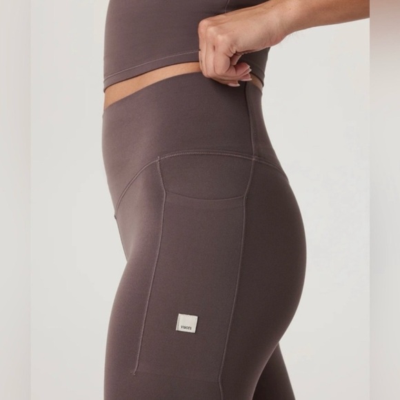 NWT Vuori All the Form pocket leggings - Picture 3 of 4